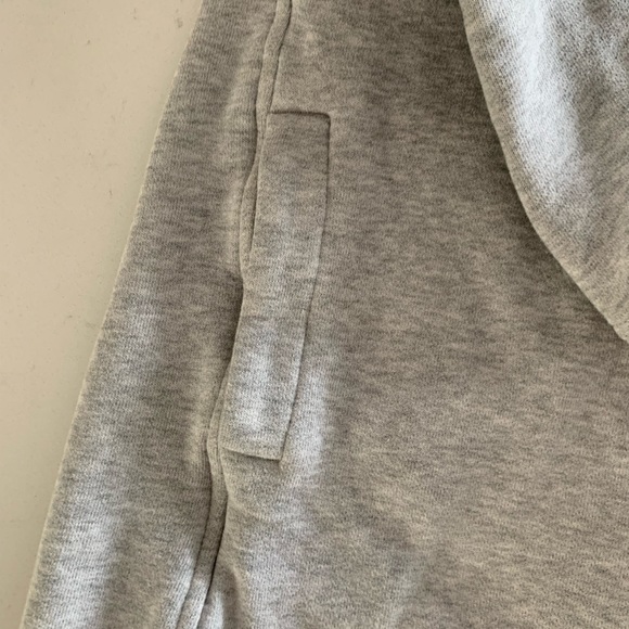Asymmetric Lululemon zip hoodie - Picture 14 of 15